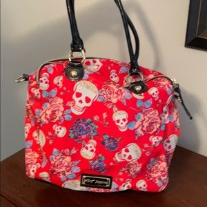 Betsey Johnson skull purse